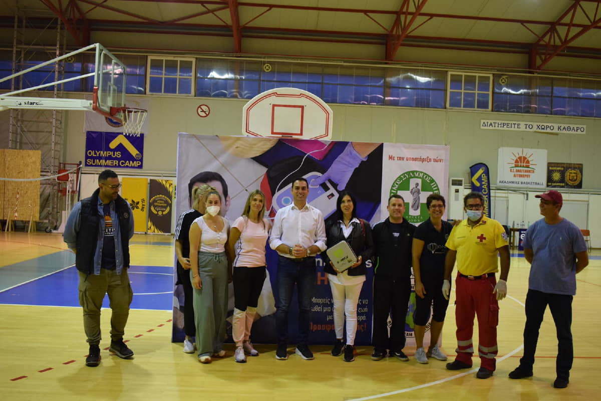 Ευχαριστήριο του Δήμου Δίου Ολύμπου προς τον Σπύρο Κουλκουδίνα για την προσφορά δύο φορητών απινιδωτών