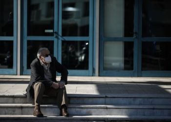 Θάνος Πλεύρης: Διαγράφεται το πρόστιμο στους πολίτες άνω των 60 ετών που εμβολιάστηκαν