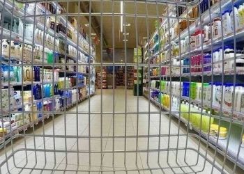 Καλάθι της νοικοκυράς: Ποια προϊόντα έμειναν εκτός