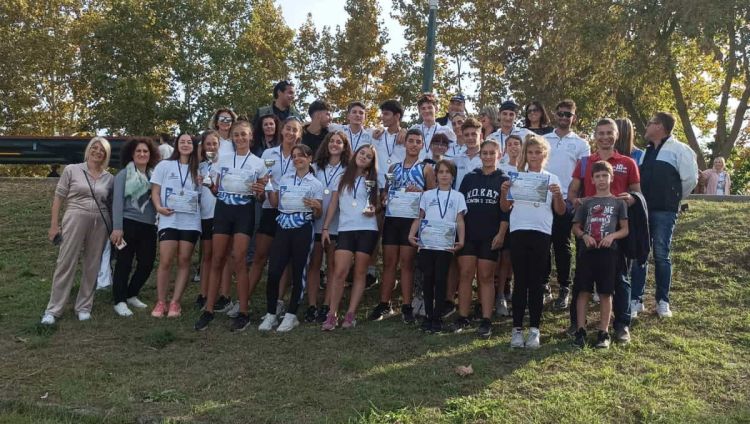 Ναυτικός Όμιλος Κατερίνης: Με 4 χρυσά, 1 ασημένιο και 2 χάλκινα μετάλλια επέστρεψε από τους διασυλλογικούς αγώνες Ναυτικός Όμιλος Κατερίνης: Με 4 χρυσά, 1 ασημένιο και 2 χάλκινα μετάλλια επέστρεψε από τους διασυλλογικούς αγώνες