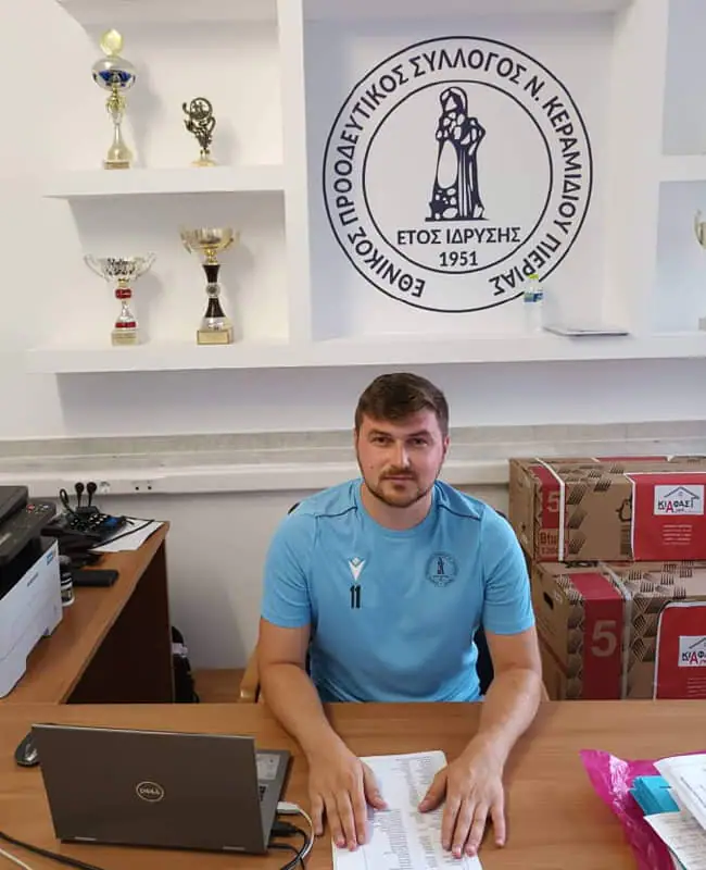 Ο Ευριπίδης Τσιλεγκερίδης "επέστρεψε" στον Εθνικό Ν. Κεραμιδίου Ο Ευριπίδης Τσιλεγκερίδης “επέστρεψε” στον Εθνικό Ν. Κεραμιδίου