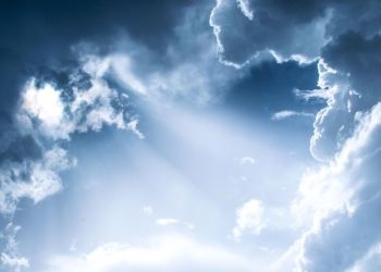 Ο Καιρός Σήμερα: Αίθριος γενικά με τοπικές και παροδικές νεφώσεις