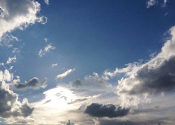 Ο Καιρός αύριο: Γενικά αίθριος με λίγες πρόσκαιρες νεφώσεις