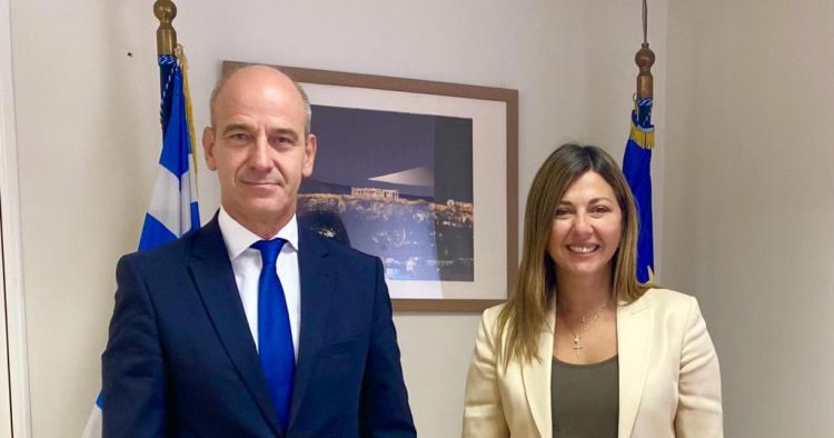 Στην Υφυπουργού Τουρισμού Σοφία Ζαχαράκη ο Φώντας Μπαραλιάκος για τον χειμερινό τουρισμό Στην Υφυπουργού Τουρισμού Σοφία Ζαχαράκη ο Φώντας Μπαραλιάκος για τον χειμερινό τουρισμό