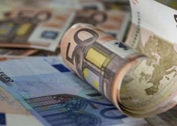 Στο προσχέδιο του προϋπολογισμού – Ο «λογαριασμός» των φόρων και των φοροελαφρύνσεων του 2023