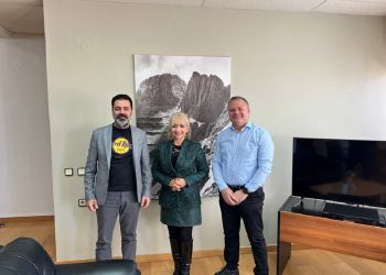 Συνάντηση Εργασίας με την Αντιπεριφερειάρχη Πιερίας κα Σοφία Μαυρίδου είχε ο “Μαστόδοντας Νεοκαισάρειας”