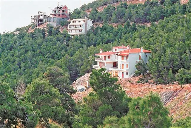 Τακτοποιούνται για 30 χρόνια τα δασικά αυθαίρετα - Άνοιξε χθες η πλατφόρμα Τακτοποιούνται για 30 χρόνια τα δασικά αυθαίρετα – Άνοιξε χθες η πλατφόρμα