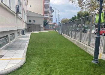 2ο Δημοτικό Σχολείο Κατερίνης: Χρώμα & ασφάλεια στον αύλειο χώρο του