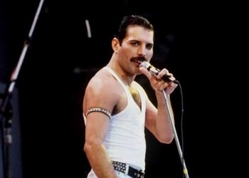 Queen: Κυκλοφορούν Τραγούδι Με Τη Φωνή Του Freddie Mercury Μετά Από 33 Χρόνια (Βίντεο)
