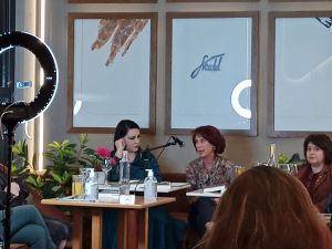 Βασιλική Διαμαντή: «Ο έρωτας είναι το αίμα του σύμπαντος!»