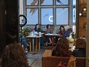 Βασιλική Διαμαντή: «Ο έρωτας είναι το αίμα του σύμπαντος!»