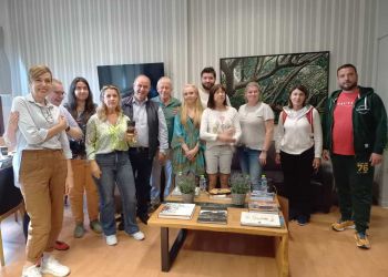 Δήμος Δίου Ολύμπου: Συνάντηση του Βαγγέλη Γερολιόλιου με τουριστικούς πράκτορες και δημοσιογράφο από την κεντρική Ευρώπη