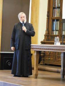 Διάλεξη του Μητροπολίτη Κίτρους Κ. Γεωργίου στη Θεολογική Σχολή Ιάσιου