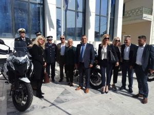 Επιμελητήριο Πιερίας: Δωρεά δύο μοτοσυκλετών στην ομάδα ΔΙΑΣ του αστυνομικού τμήματος Κατερίνης