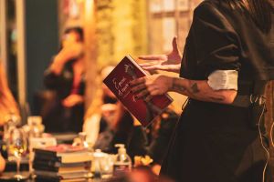 Η Ρενέ Στυλιαρά και ο «Έρωτας εξ’ αμελείας» - Παρουσίαση του νέου της βιβλίου στην Κατερίνη Η Ρενέ Στυλιαρά και ο «Έρωτας εξ’ αμελείας» – Παρουσίαση του νέου της βιβλίου στην Κατερίνη