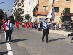 Η μαθητική παρέλαση της Κατερίνης για την 28η Οκτωβρίου σε εικόνες και βίντεο