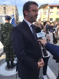 Η μαθητική παρέλαση της Κατερίνης για την 28η Οκτωβρίου σε εικόνες και βίντεο