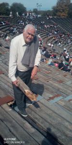 Η … σπασμένη αξιοπρέπεια του Αρχαίου Θεάτρου Δίου Η … σπασμένη αξιοπρέπεια του Αρχαίου Θεάτρου Δίου