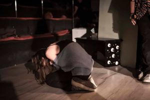 Θέατρο COMMEDIA: "Όταν πέφτουν οι μάσκες", του Θανάση Μαργαρίτη Θέατρο Commedia: “Όταν πέφτουν οι μάσκες”, του Θανάση Μαργαρίτη