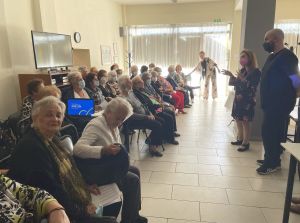 ΚΑΠΗ Δήμου Κατερίνης: Kαμπάνια ενημέρωσης για τον ηλικιακό ρατσισμό & γλέντι για την Παγκόσμια Ημέρα των Ηλικιωμένων