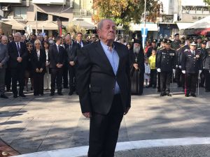 – Κατάθεση Στεφάνων