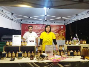 Μελισσοκομικός Σύλλογος Πιερίας: 2η γιορτή μελιού στο Πάρκο της Κατερίνης Μελισσοκομικός Σύλλογος Πιερίας: 2η γιορτή μελιού στο Πάρκο της Κατερίνης