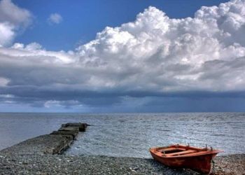 Ο Καιρός Σήμερα: Λίγες νεφώσεις παροδικά αυξημένες με τοπικές βροχές