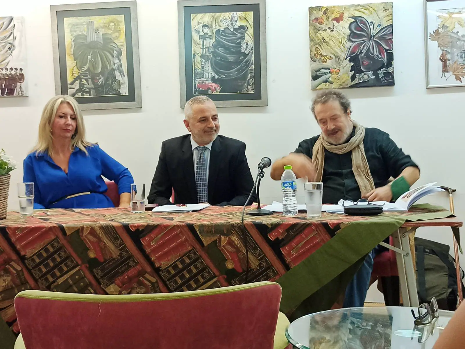 Ο Θεοχάρης Μπικηρόπουλος επανέρχεται με την έκδοση της 20ης ποιητικής του συλλογής - Παρουσιάστηκε στο βιβλιοπωλείο ΜΑΤΙ Ο Χάρης Μπικηρόπουλος επανέρχεται με την έκδοση της 20ης ποιητικής του συλλογής – Παρουσιάστηκε στο βιβλιοπωλείο ΜΑΤΙ