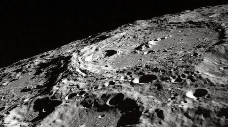 Σελήνη: Αυστραλοί επιστήμονες θέλουν να καλλιεργήσουν φυτά στο φεγγάρι ως το 2025
