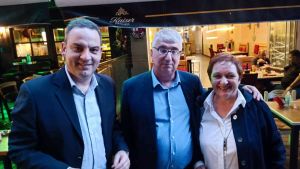 Το ΠΑΣΟΚ είναι εδώ, ενωμένο σίγουρα