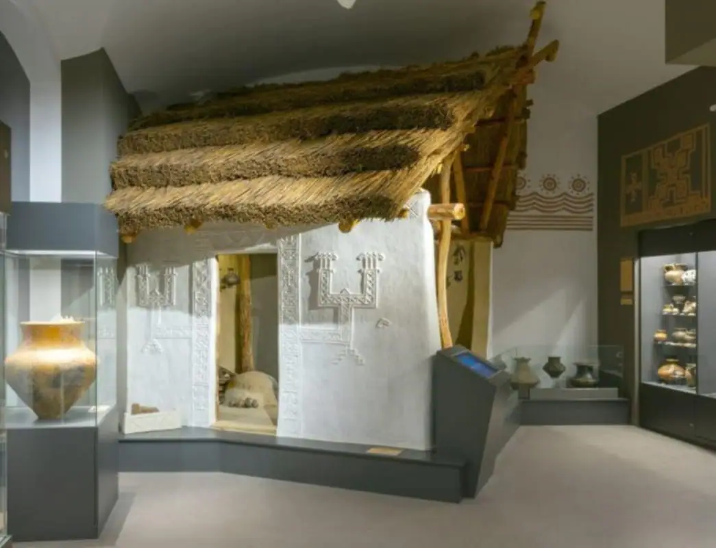 …γιατί δεν έδρεψες τα ροδα της Πιερίας - Σκέψεις και συγκρίσεις με αφορμή τη συζήτηση για το μουσείο πόλης της Κατερίνης …γιατί δεν έδρεψες τα ροδα της Πιερίας – Σκέψεις και συγκρίσεις με αφορμή τη συζήτηση για το μουσείο πόλης της Κατερίνης