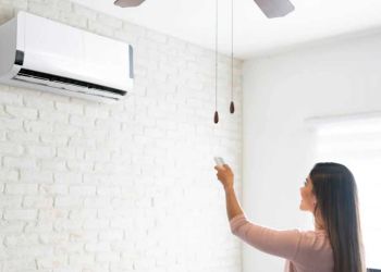 «Αλλάζω συσκευή»: Ανακοινώνονται 140.000 νέοι δικαιούχοι των Voucher – Έρχεται πρόγραμμα και για επιχειρήσεις