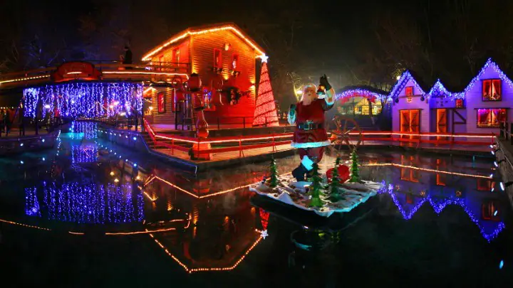 Από το πρώτο Χριστουγεννιάτικο Χωριό, στο πρώτο Μουσείο Χριστουγέννων στην Ελλάδα στην Κατερίνη Από το πρώτο Χριστουγεννιάτικο Χωριό, στο πρώτο Μουσείο Χριστουγέννων στην Ελλάδα στην Κατερίνη