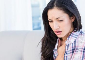 Γαστροοισοφαγική παλινδρόμηση: Η επιπλοκή που διπλασιάζει τον κίνδυνο καρκίνου