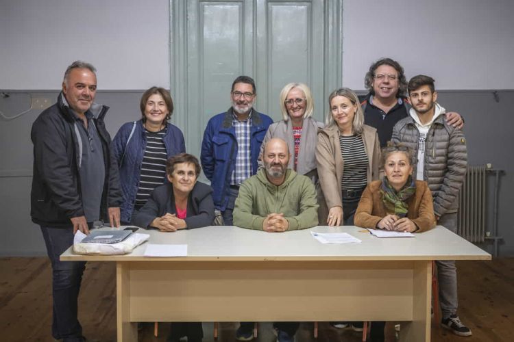 Γενική Συνέλευση του Συλλόγου Εικαστικών Καλλιτεχνών Ν. Πιερίας Γενική Συνέλευση του Συλλόγου Εικαστικών Καλλιτεχνών Ν. Πιερίας