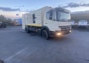 Δήμος Δίου Ολύμπου: Ενίσχυση του στόλου καθαριότητας με νέο καδοπλυντήριο όχημα