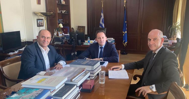 Δήμος Δίου Ολύμπου: Συνάντηση Βαγγέλη Γερολιόλιου με τον βουλευτή Πιερίας Φώντα Μπαραλιάκο και τον Υπ. Εσωτερικών Στέλιο Πέτσα