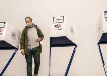 Ενδιάμεσες εκλογές ΗΠΑ: Τα 5 συμπεράσματα – Οι Δημοκρατικοί αντιστάθηκαν, ρεπουμπλικανικό κύμα δεν υπήρξε