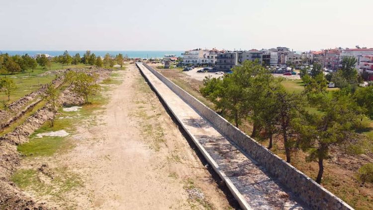 Ενισχύεται η αντιπλημμυρική θωράκιση της Παραλίας Κατερίνης