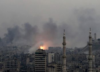 Επιχείρηση «Γαμψό ξίφος» στο βόρειο Ιράκ και τη Συρία – Η Τουρκία μπήκε νύχτα και βομβαρδίζει τους Κούρδους