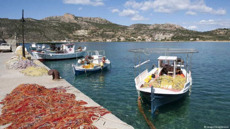 Εργατικό ατύχημα στην Κατερίνη: Τραυματίστηκε Αιγύπτιος αλιεργάτης στο κεφάλι