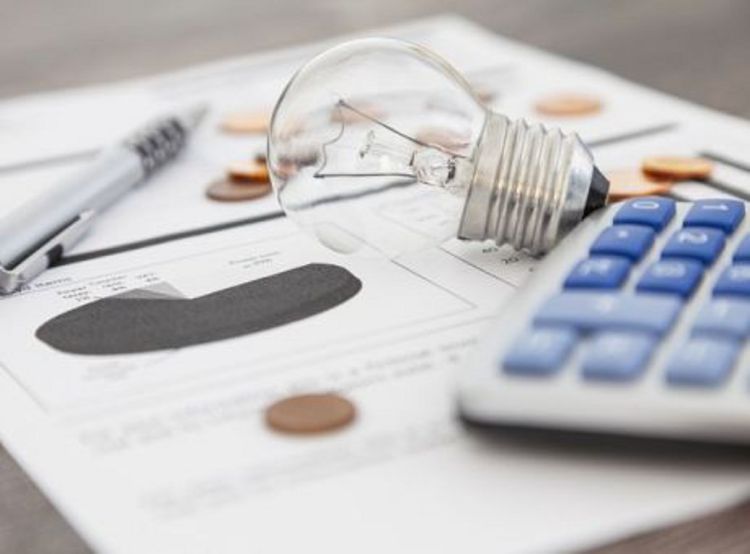 Ηλεκτρική ενέργεια: Aυτά είναι τα τιμολόγια των παρόχων για τον Δεκέμβριο