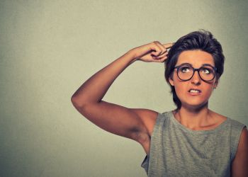 Κενά μνήμης: Όταν δεν φταίει η άνοια – 8 καταστάσεις που τα προκαλούν