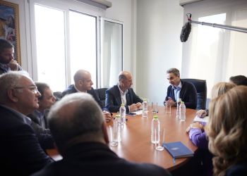 Κυριάκος Μητσοτάκης: 4,5 εκατ. ευρώ για το δίκτυο ύδρευσης Αιγινίου – Επισκέφθηκε τον Κολινδρό και πρότυπη αγελαδοτροφική μονάδα