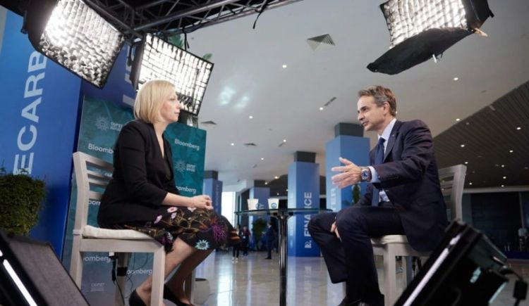 Μητσοτάκης σε Bloomberg: Η Ελλάδα θα απαγορεύσει τα παράνομα συστήματα παρακολούθησης Μητσοτάκης σε Bloomberg: Η Ελλάδα θα απαγορεύσει τα παράνομα συστήματα παρακολούθησης