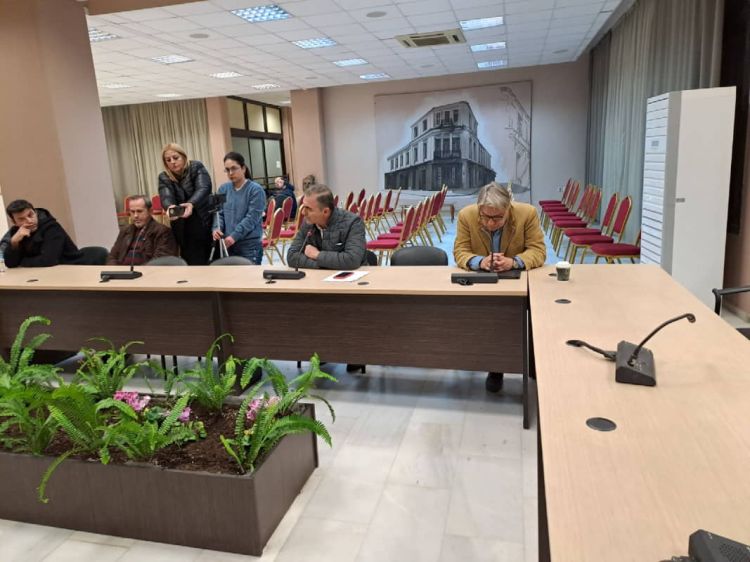 Νίκος Τσιαμπέρας : Δεν μας σέβεστε, είστε ανεπαρκείς (βίντεο)