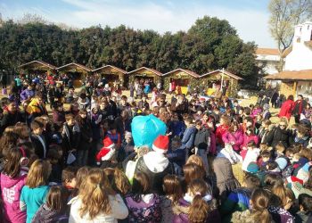 Ξεκίνησε στον Καπνικό Σταθμό η προετοιμασία του Χριστουγεννιάτικου Χωριού