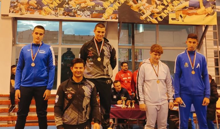 Ολύμπιοι Κατερίνης – Τρία μετάλλια στην Βουλγαρία οι παλαιστές της ομάδας