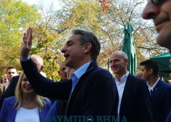 Ο Πρωθυπουργός Κυριάκος Μητσοτάκης στo Κολινδρό Πιερίας (εικόνες + βίντεο)