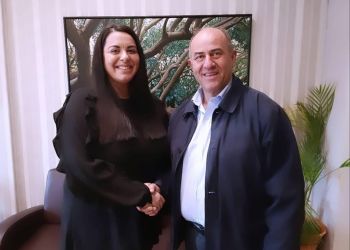 ΣΥΝθεση: Η Βίκυ Μπουζιώτα υποψήφια δημοτική σύμβουλος Δίου Ολύμπου στο πλευρό του Βαγγέλη Γερολιόλιου